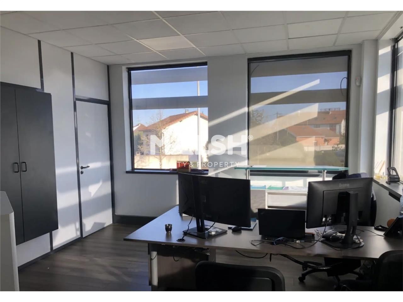 Nous vous proposons à la location, des bureaux de