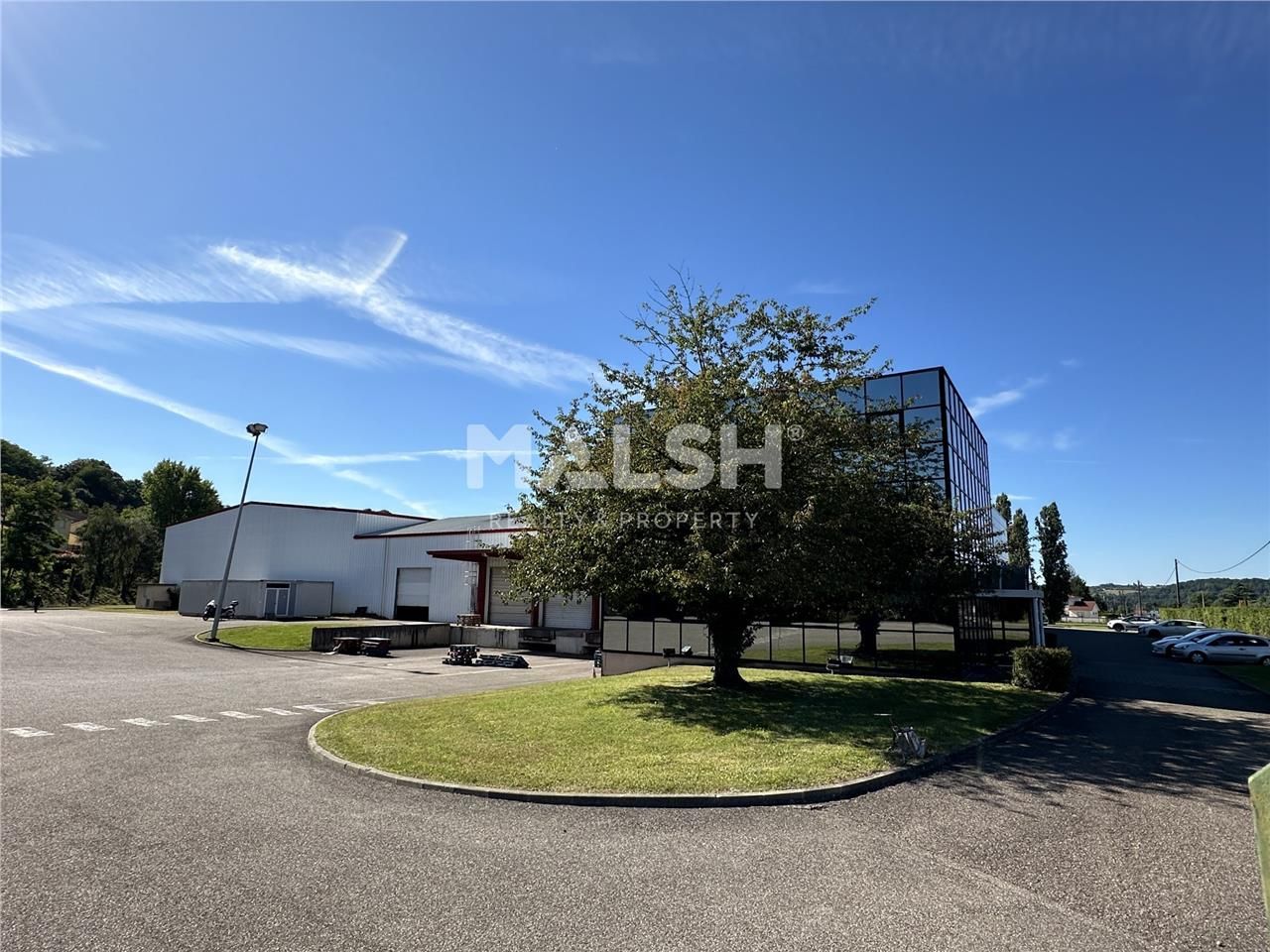 Sur un terrain indépendant de 33 187 m², nous vou