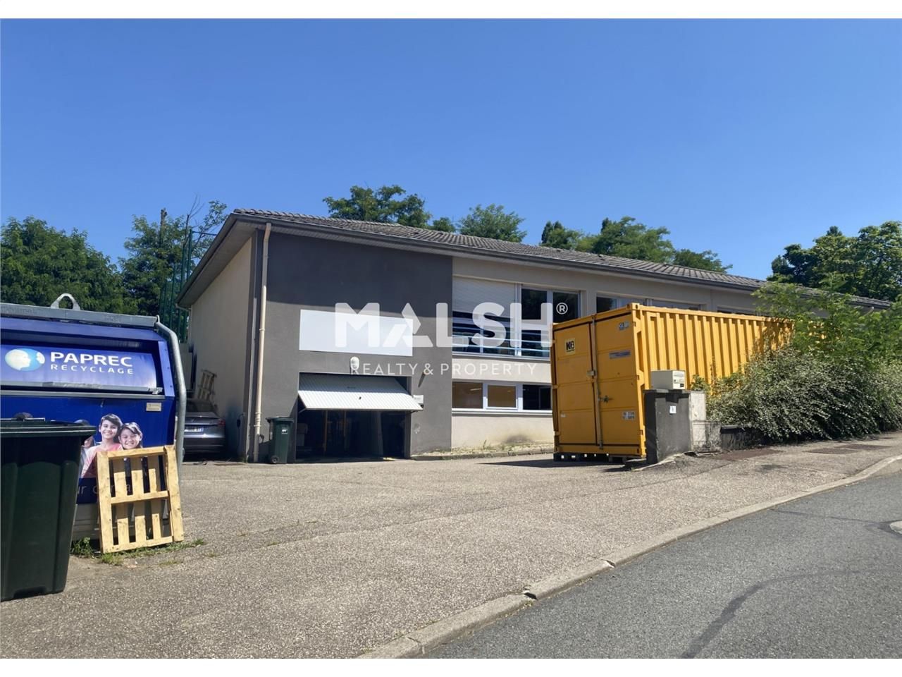 Nous vous proposons à la location un bâtiment ind