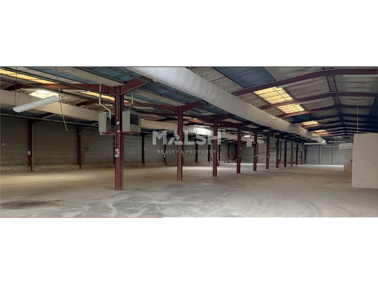 Sur un terrain indépendant et clos de 4797 m², no