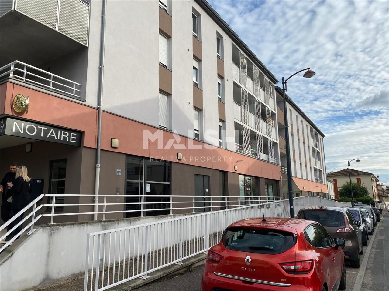 Nous vous proposons à la location un local commer