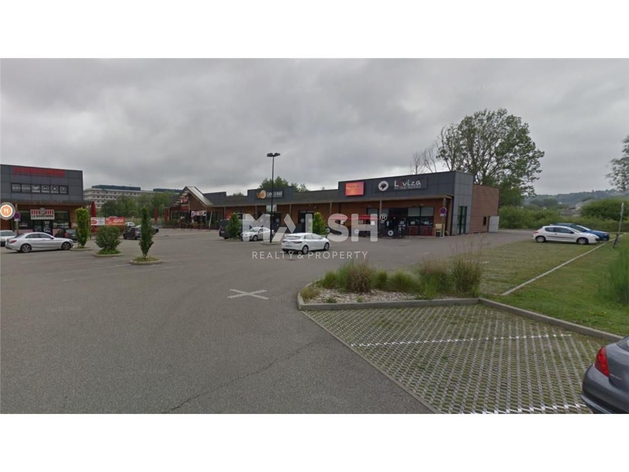 Au sein du pôle de restauration situé à l'entrée 