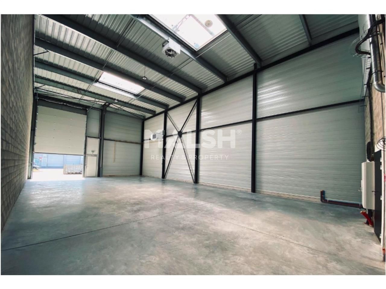 Au sein d'un nouveau parc d'activités clos et séc