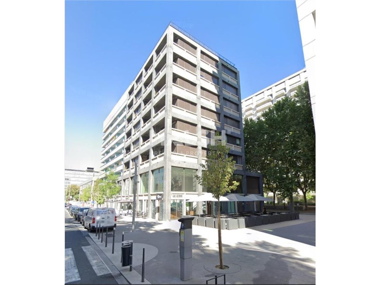 Dans un immeuble neuf situé au coeur du secteur P