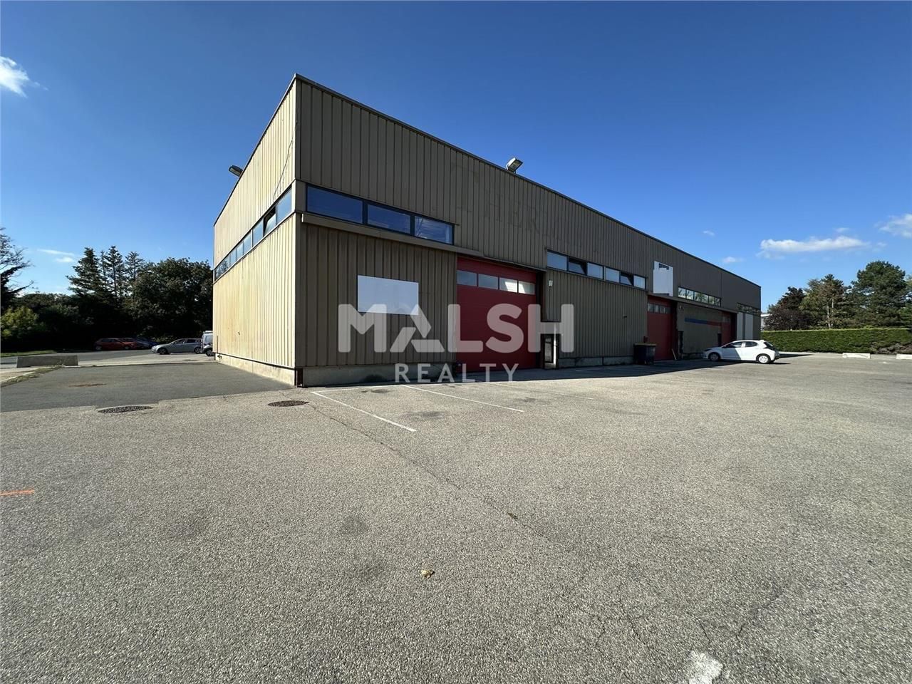 Nous vous proposons à la location, un local d'act