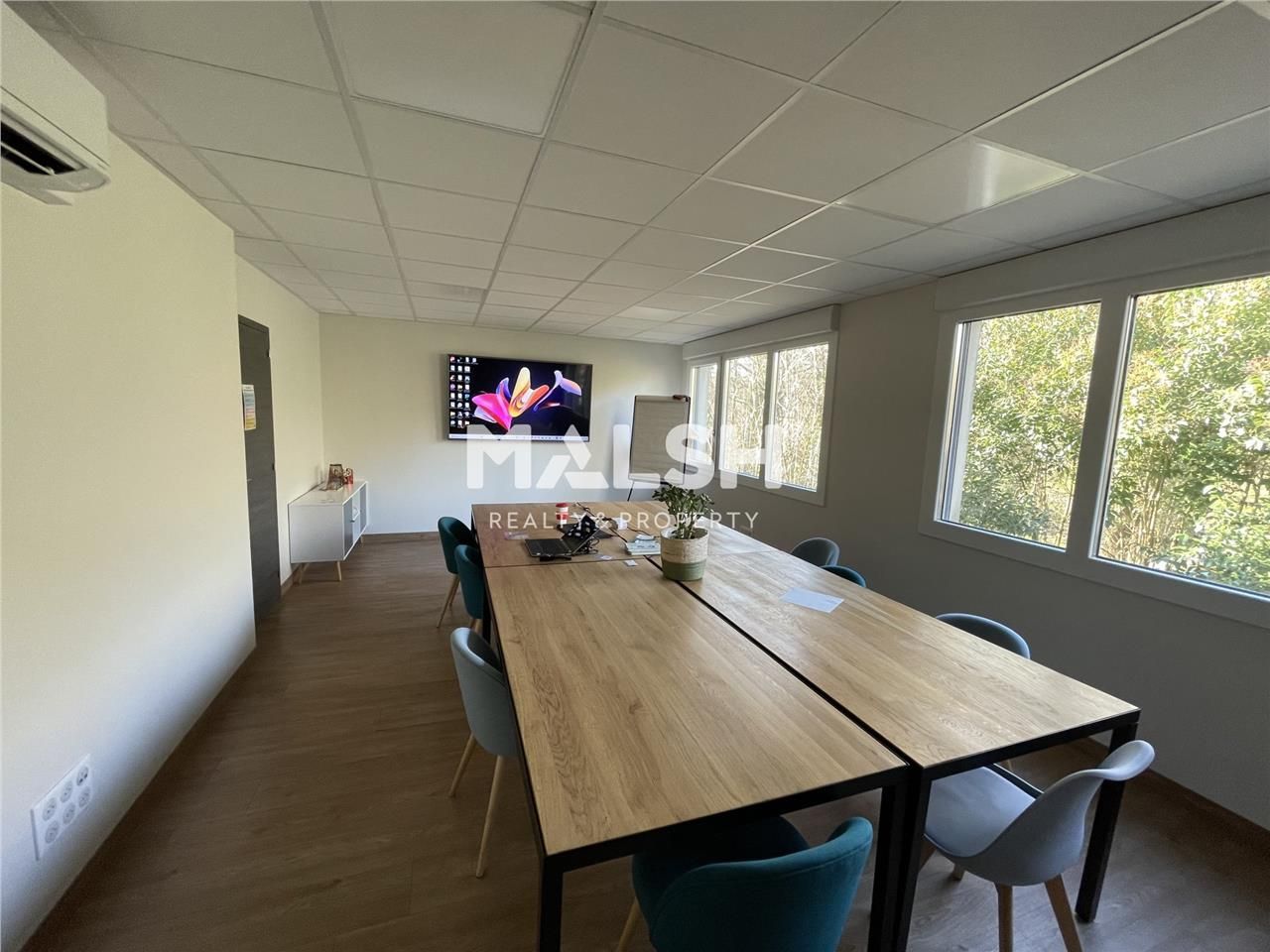 Nous vous proposons à la location à DARDILLY, une