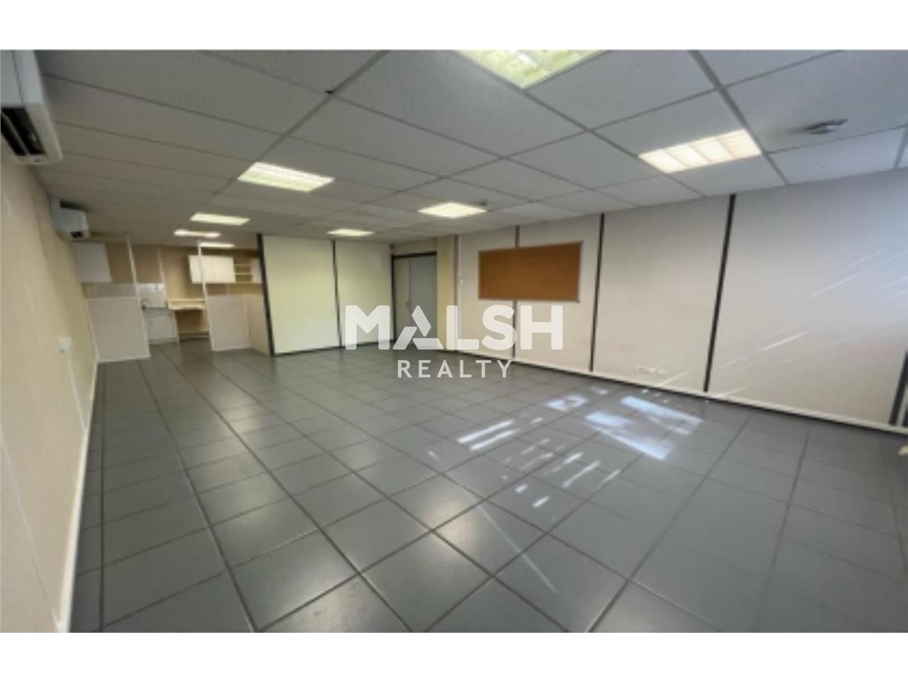 Nous vous proposons à proximité de la Place GRAND