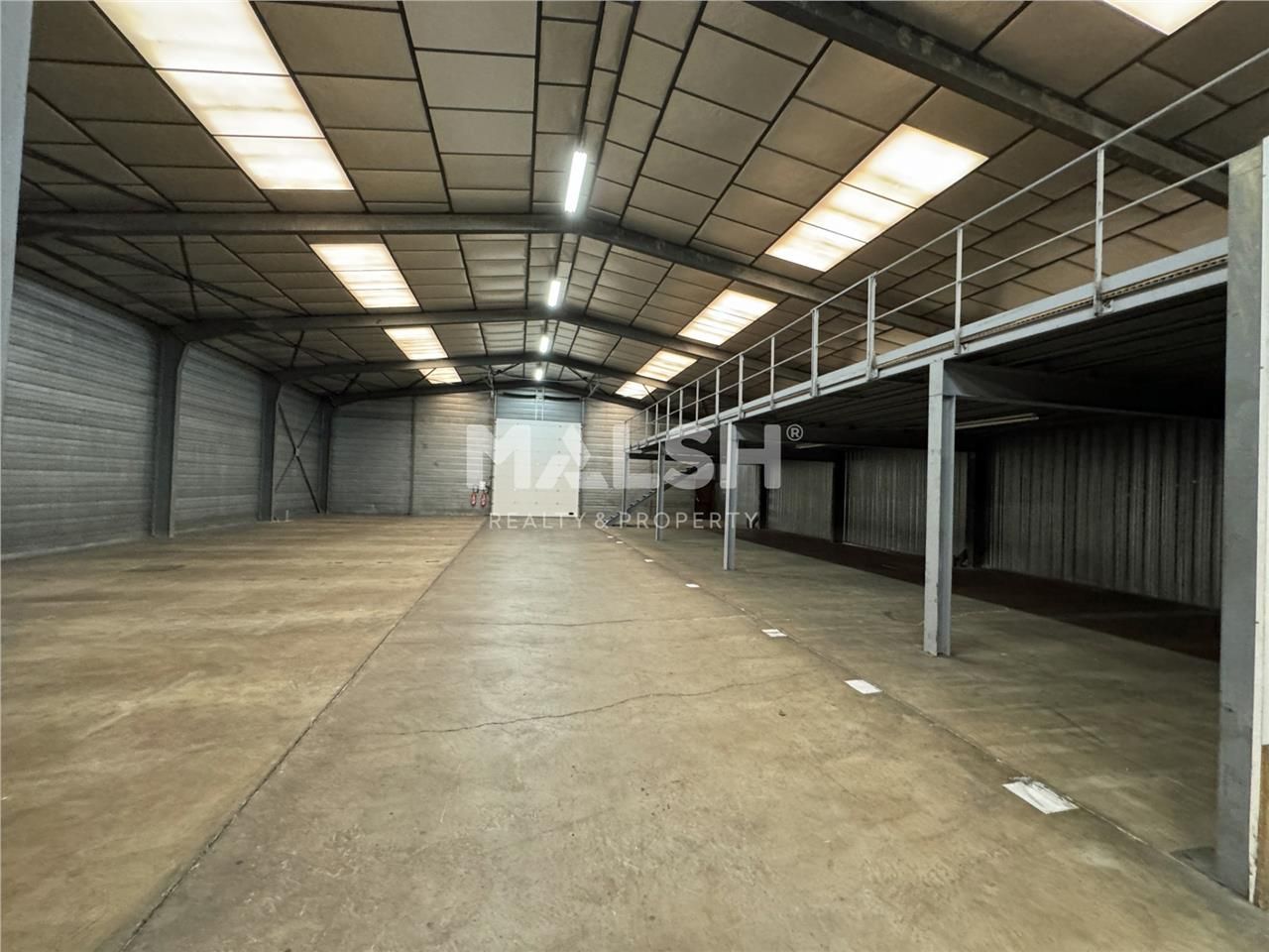 Nous vous proposons à la vente un local industrie