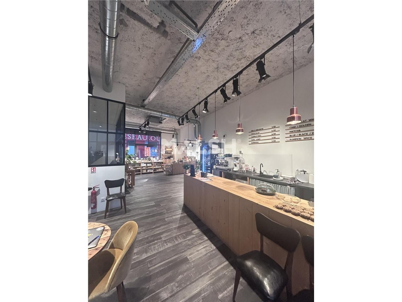 Dans le centre-ville de Craponne, nous vous propo