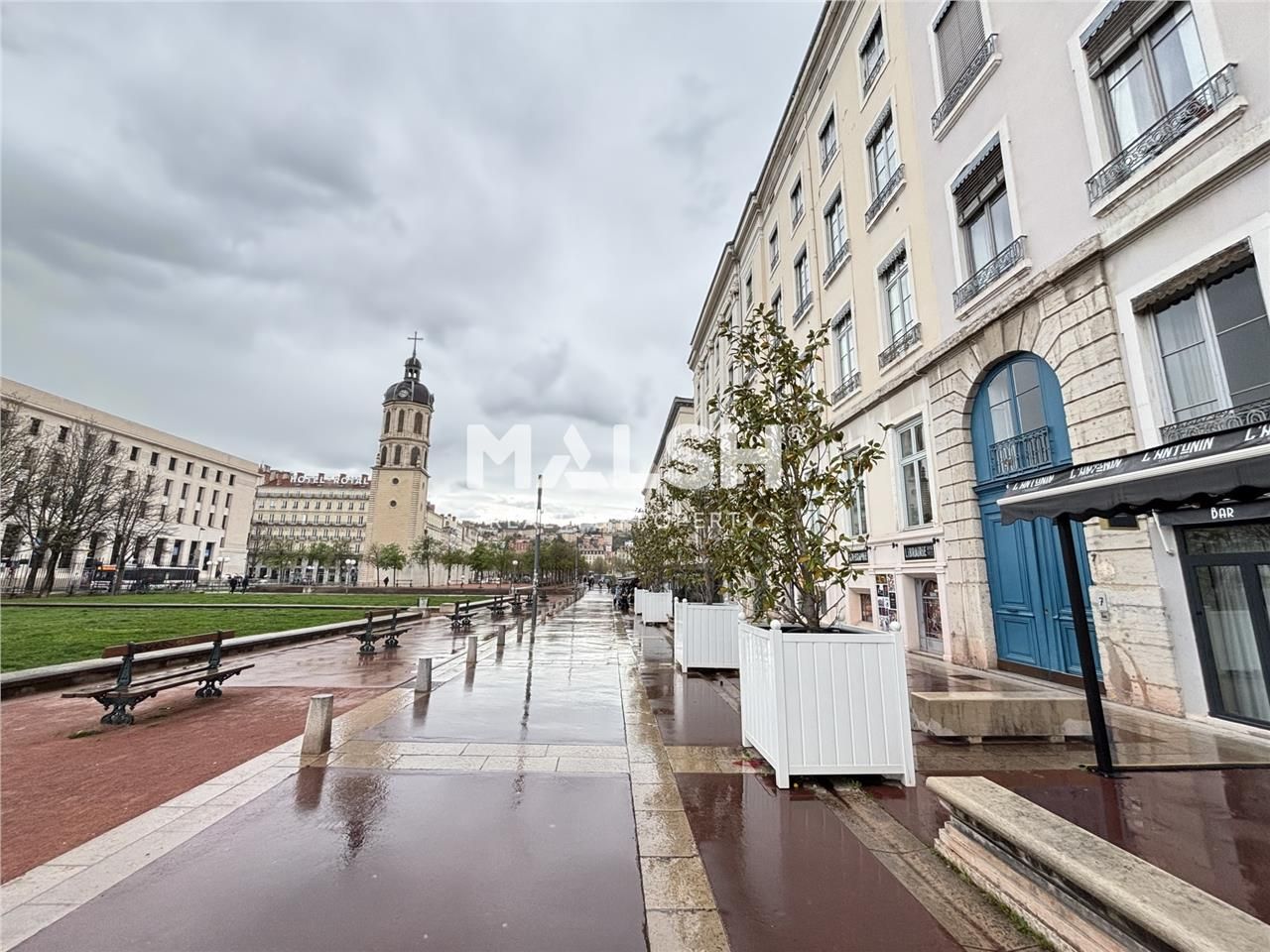 Nous vous proposons à la location, des bureaux de