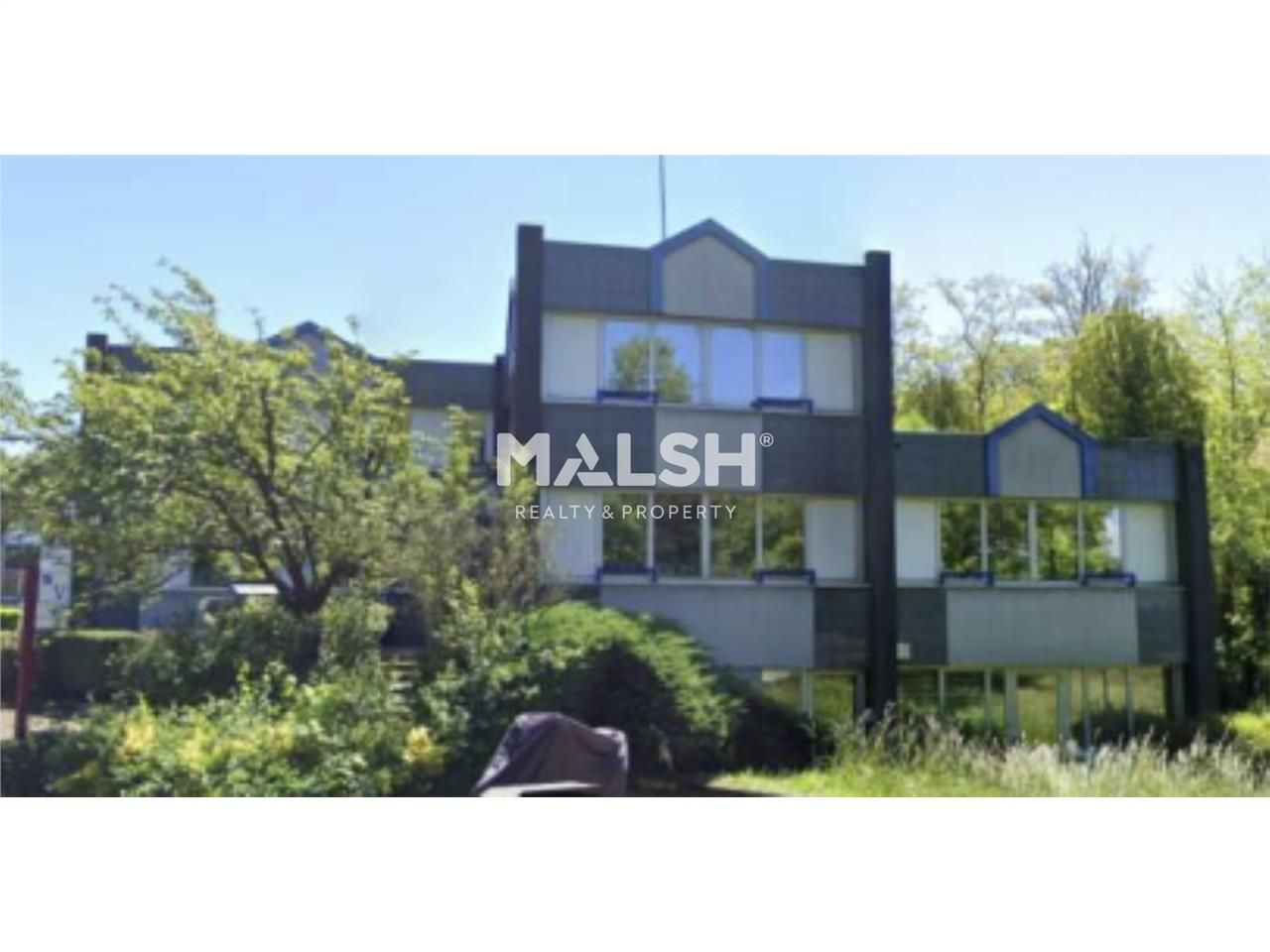 Nous vous proposons à la vente 315 m² de bureaux 