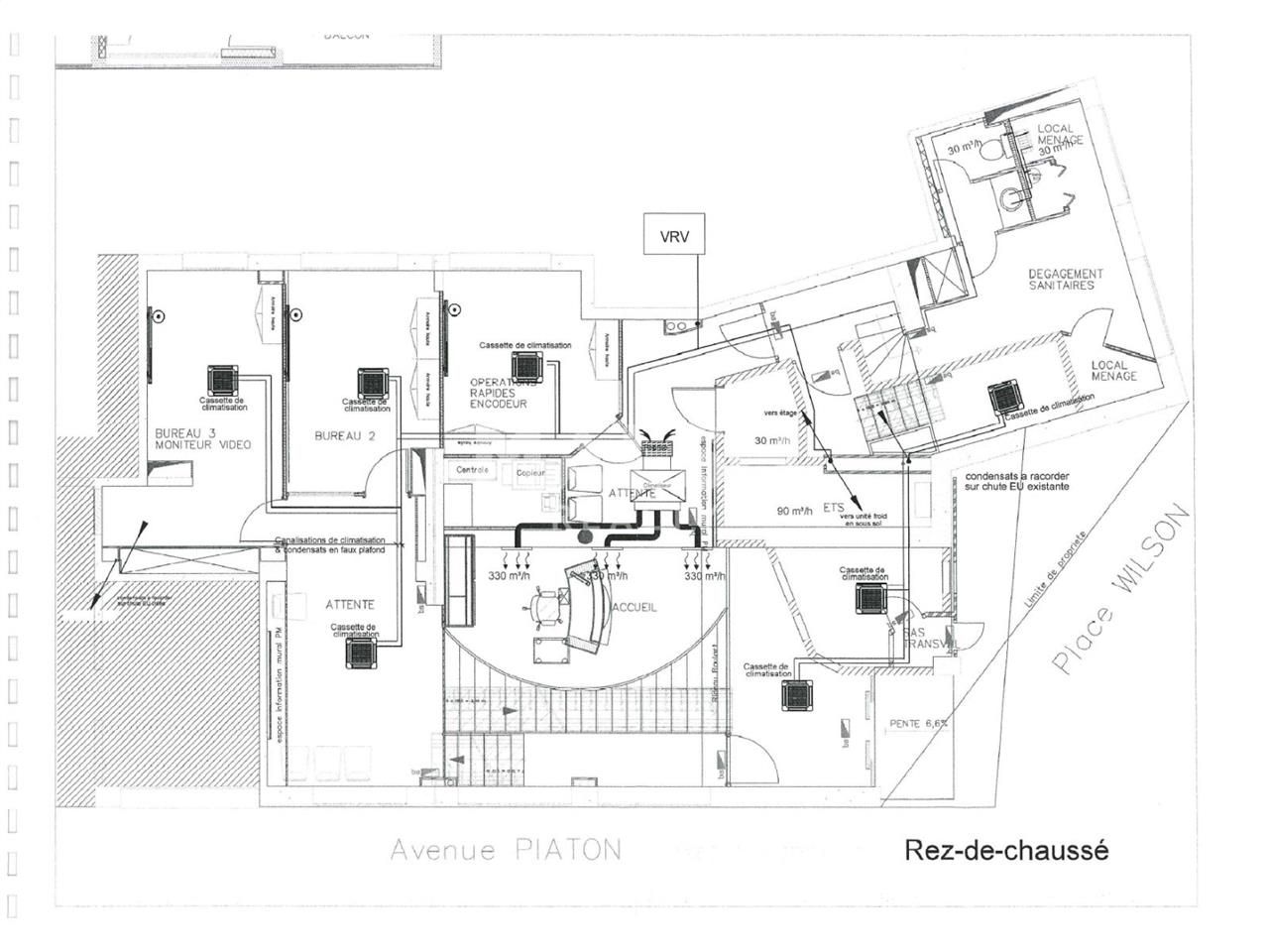 Location locaux commerciaux 294 m² non divisibles