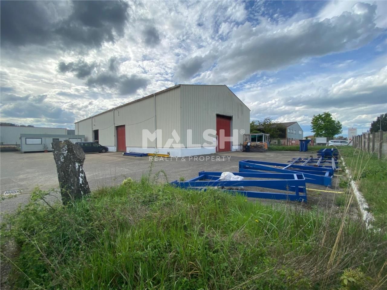 Au sein d'un parc d'activités, nous vous proposon