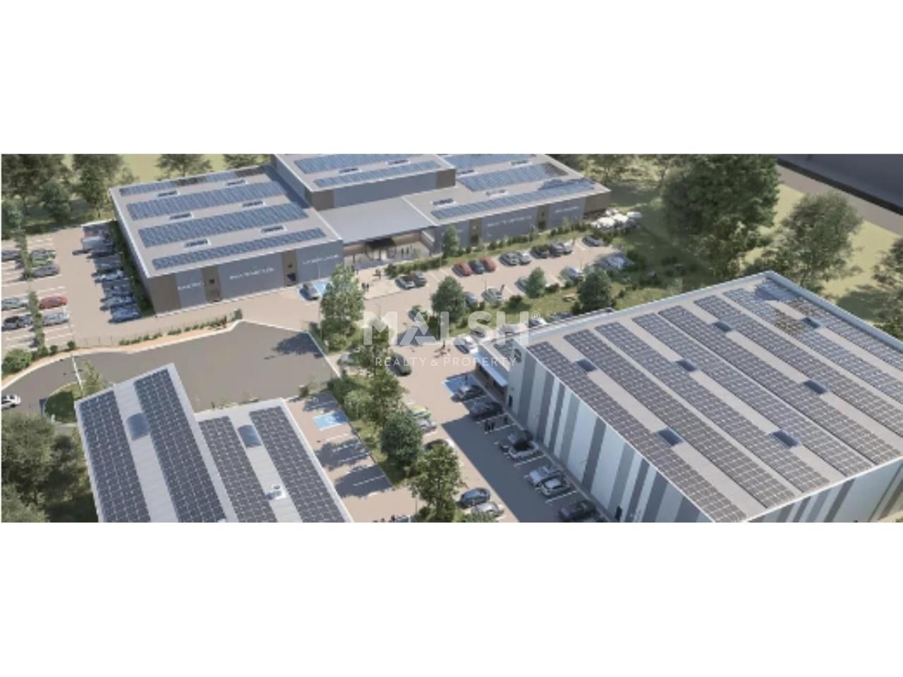 Sur un terrain clos et sécurisé de 18 815 m², au