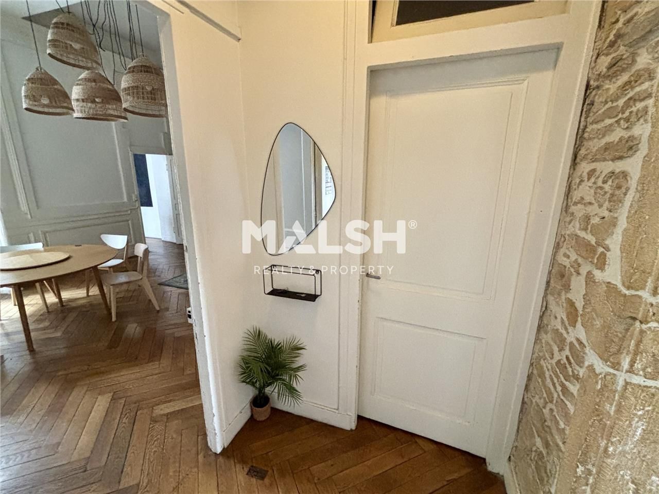 Nous vous proposons à la location des bureaux de 