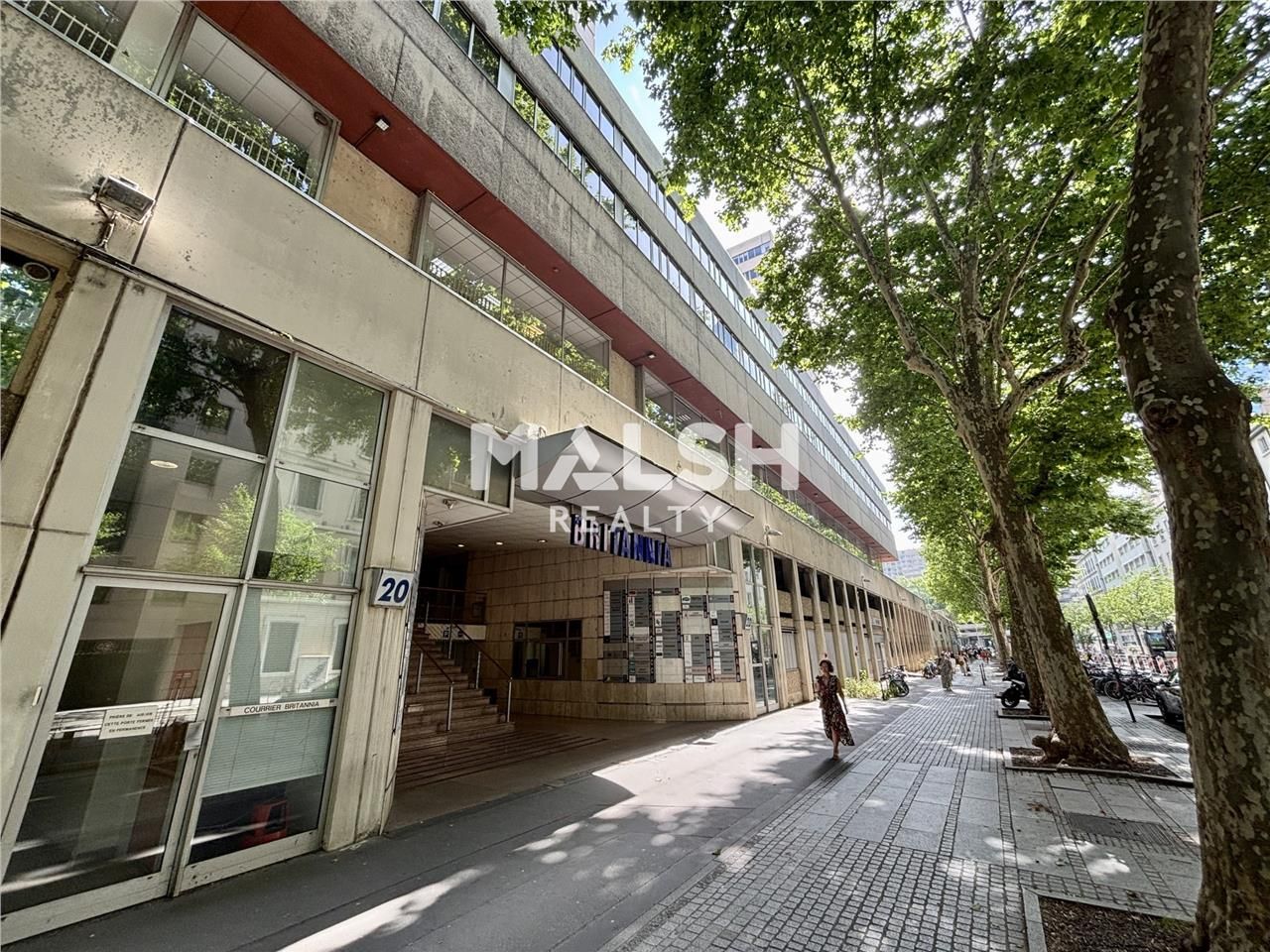 Nous vous proposons à la location des bureaux de