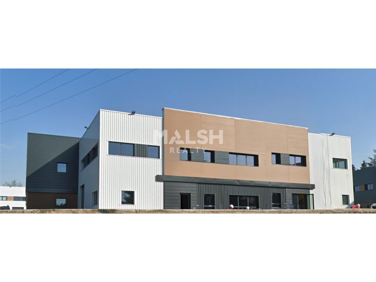 Au sein d'un nouveau parc d'activités clos et séc