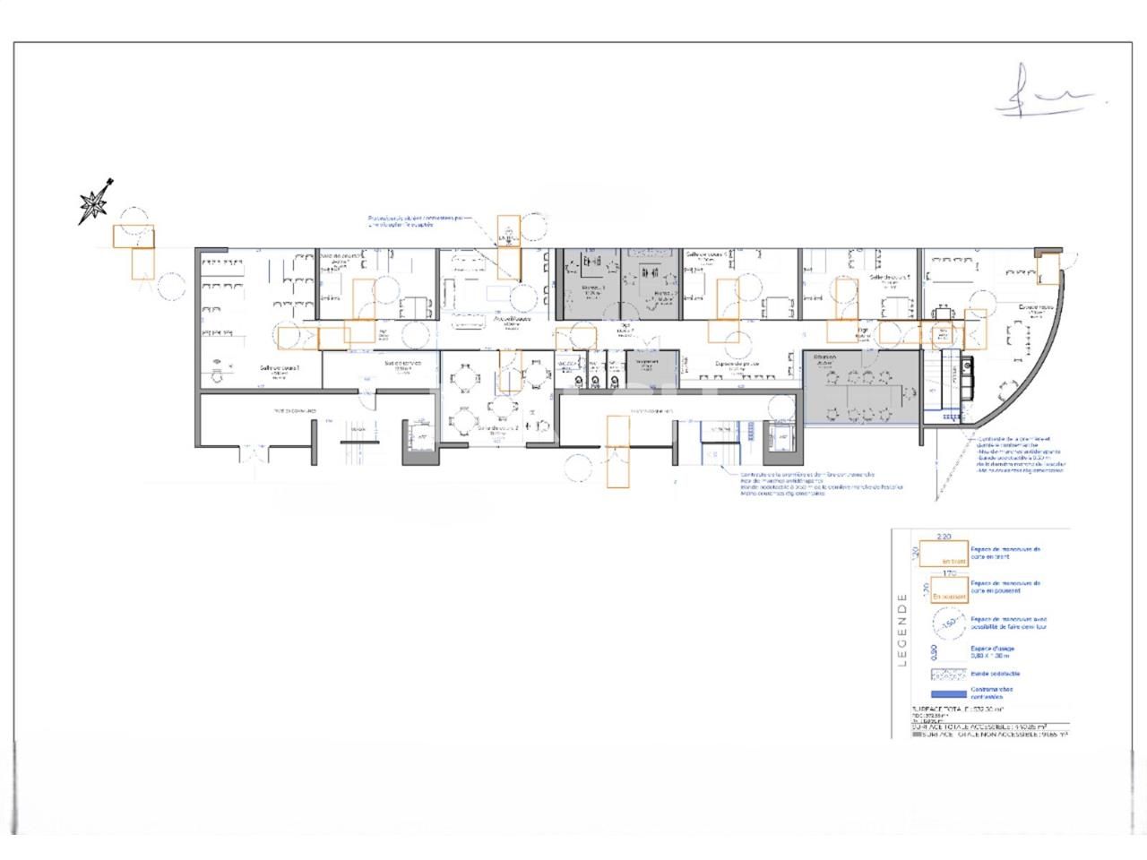 Location locaux commerciaux 527 m² non divisibles