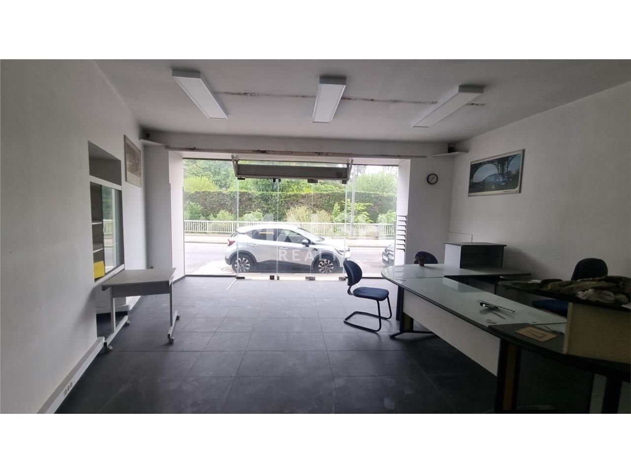 Au coeur du centre ville d'Oullins, nous vous pro