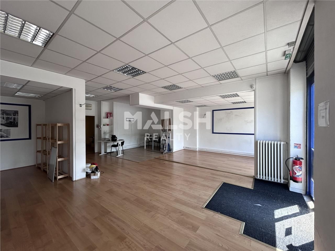 Nous vous proposons à la location, un local d'une