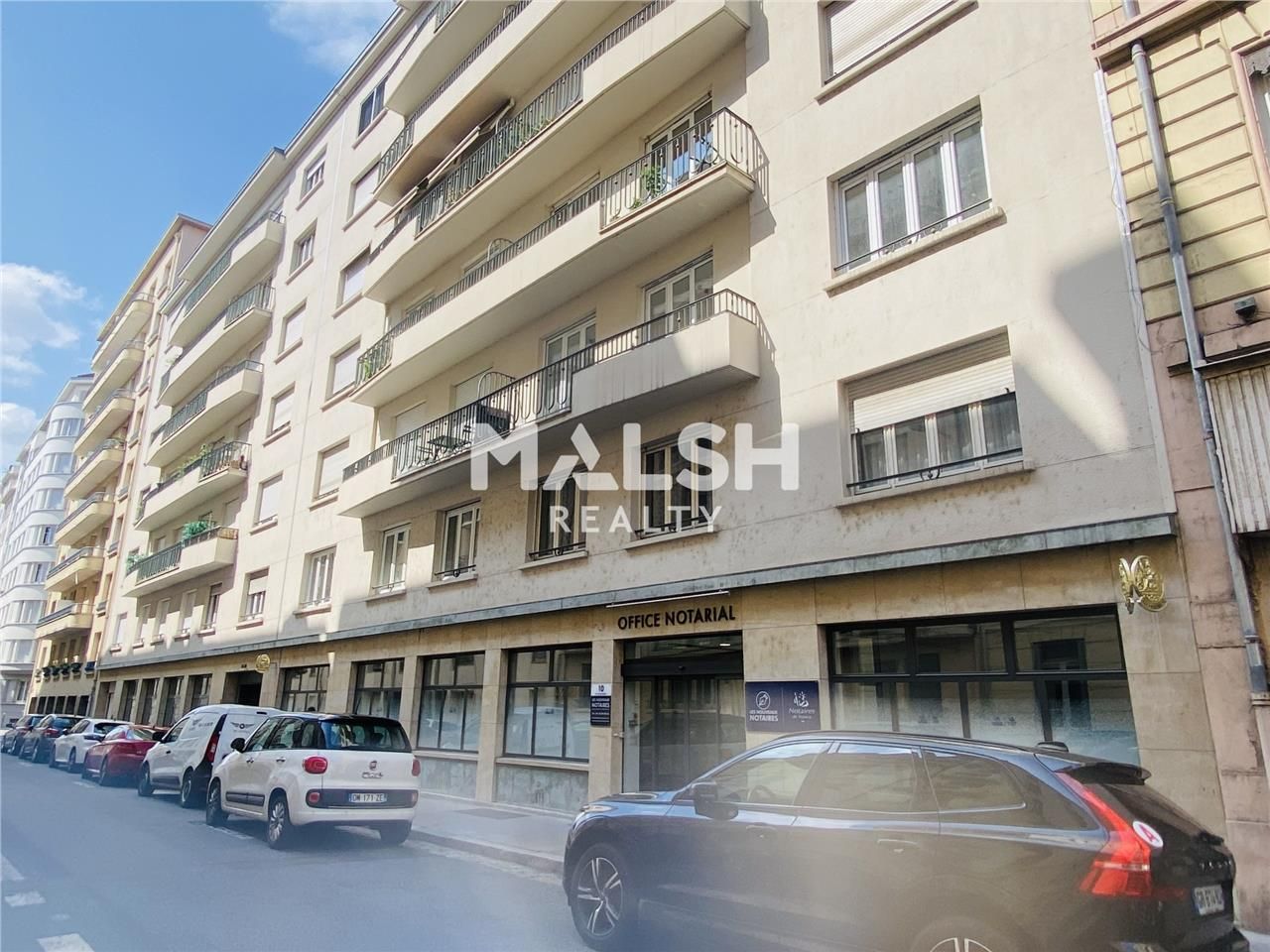 Nous proposons à la location des bureaux au sein 