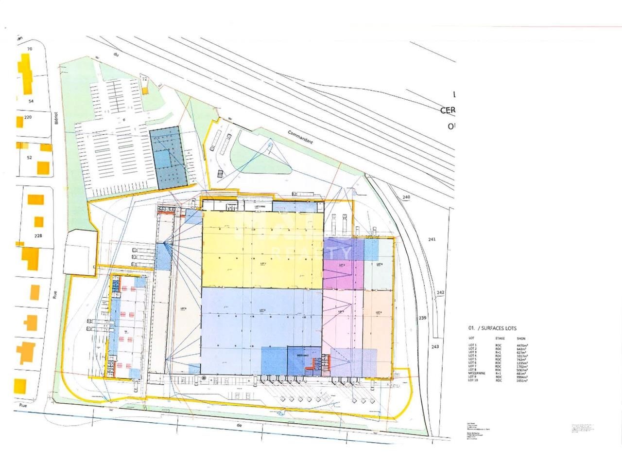 Location entrepots 21628 m² divisibles à partir de 627 m²