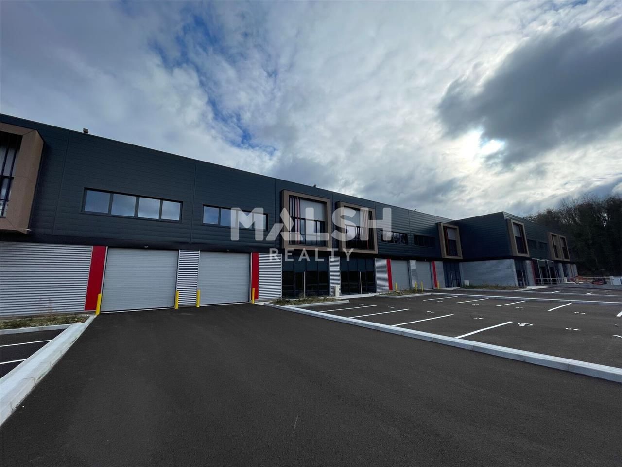 Au sein d'un nouveau parc d'activités, nous vous 