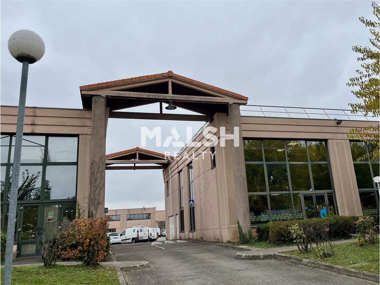 Nous vous proposons des bureaux  à la location à 