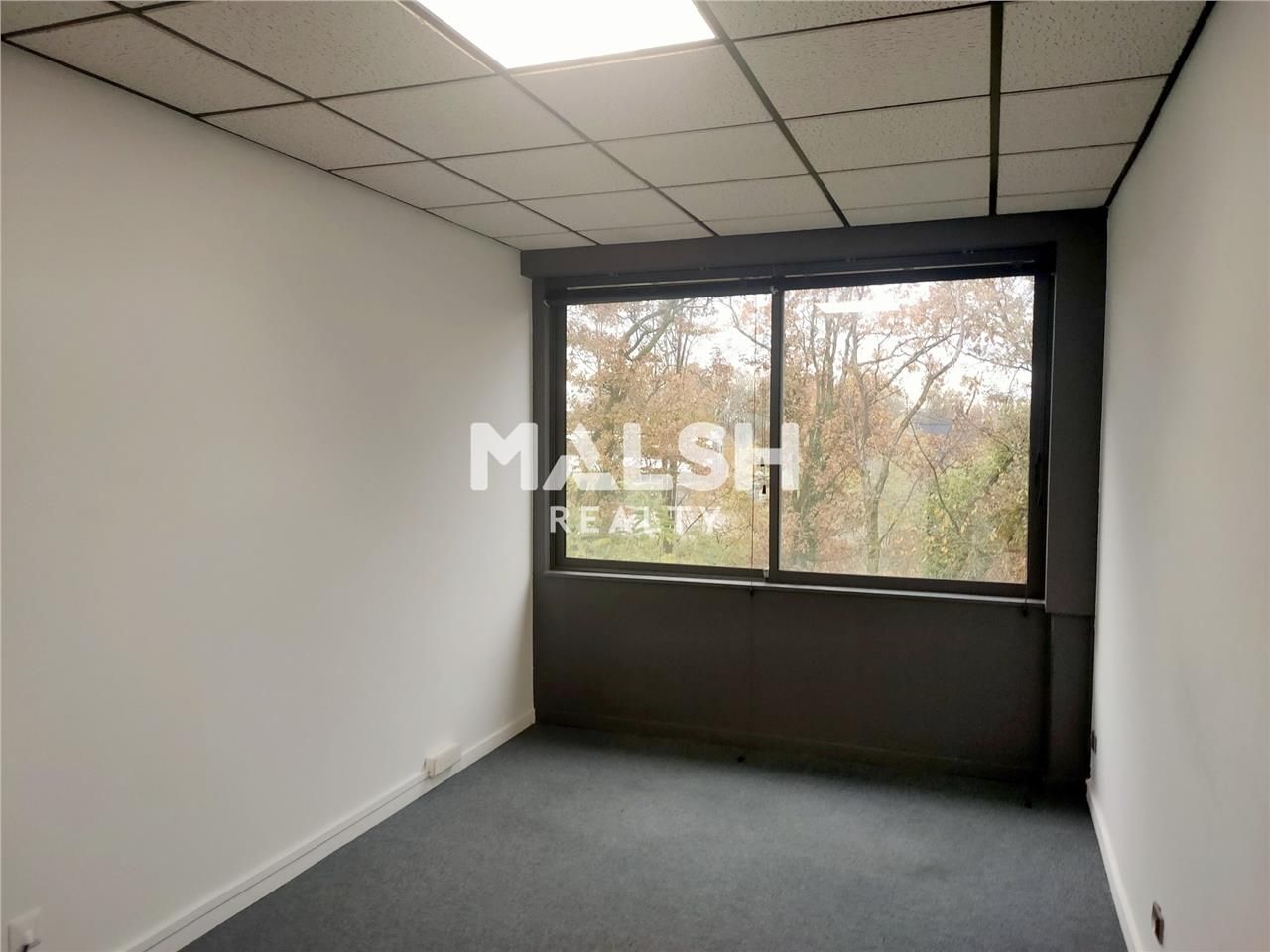 Nous vous proposons des bureaux de 100 m², offran