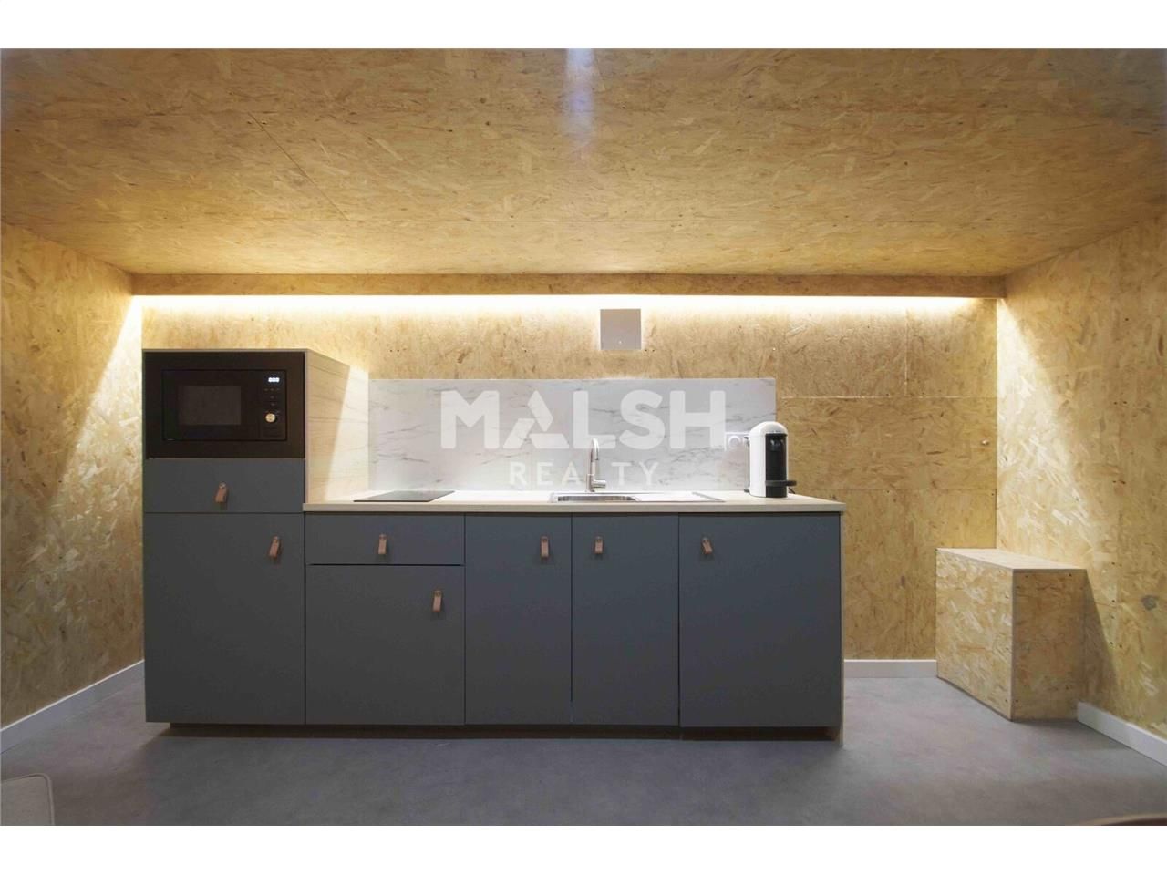 Nous vous proposons à la vente un local commercia