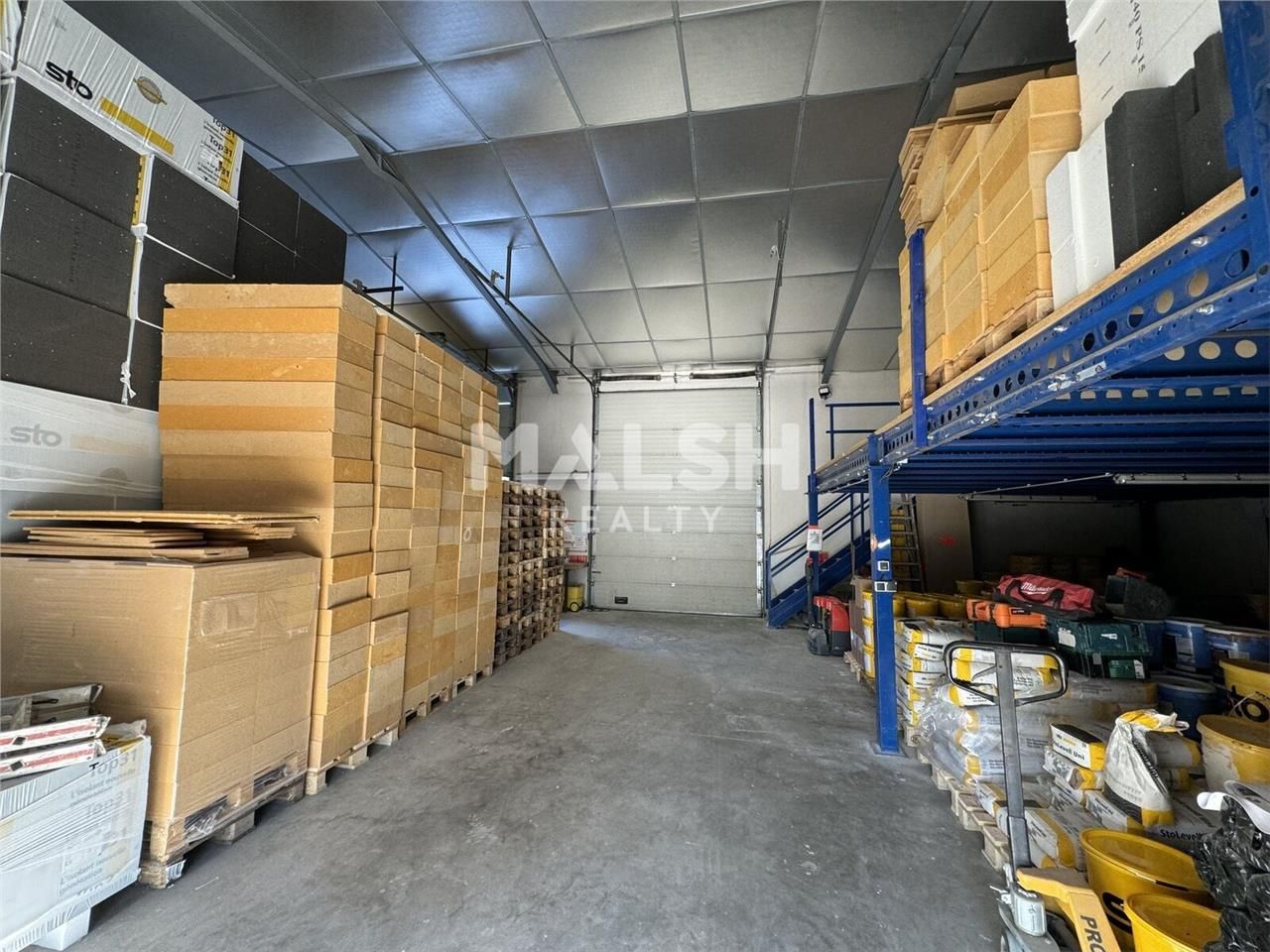 Nous vous proposons à la vente un local à usage d