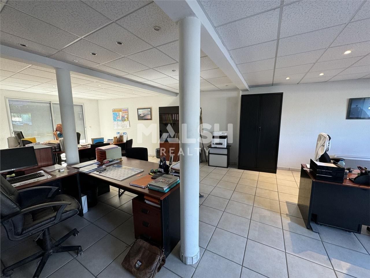 Nous vous proposons à la vente un local à usage d