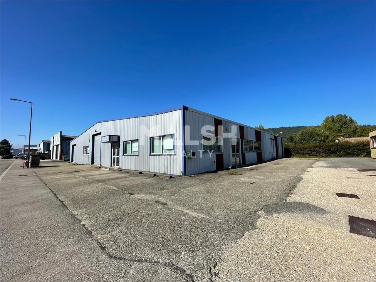 Sur un terrain indépendant de 1500 m², nous vous 