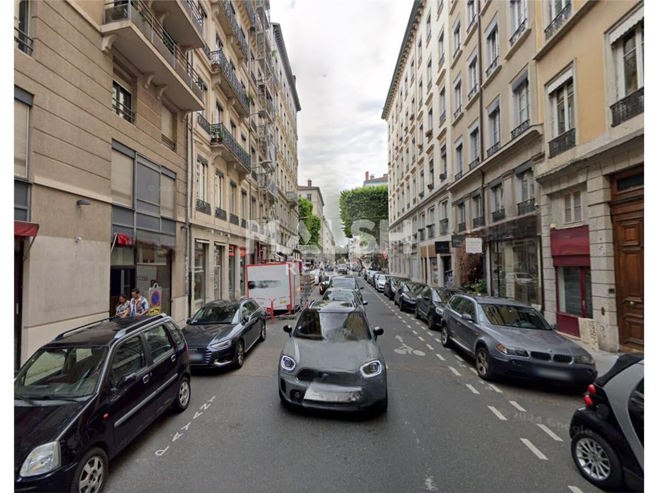 Nous vous proposons la cession d'un local commerc