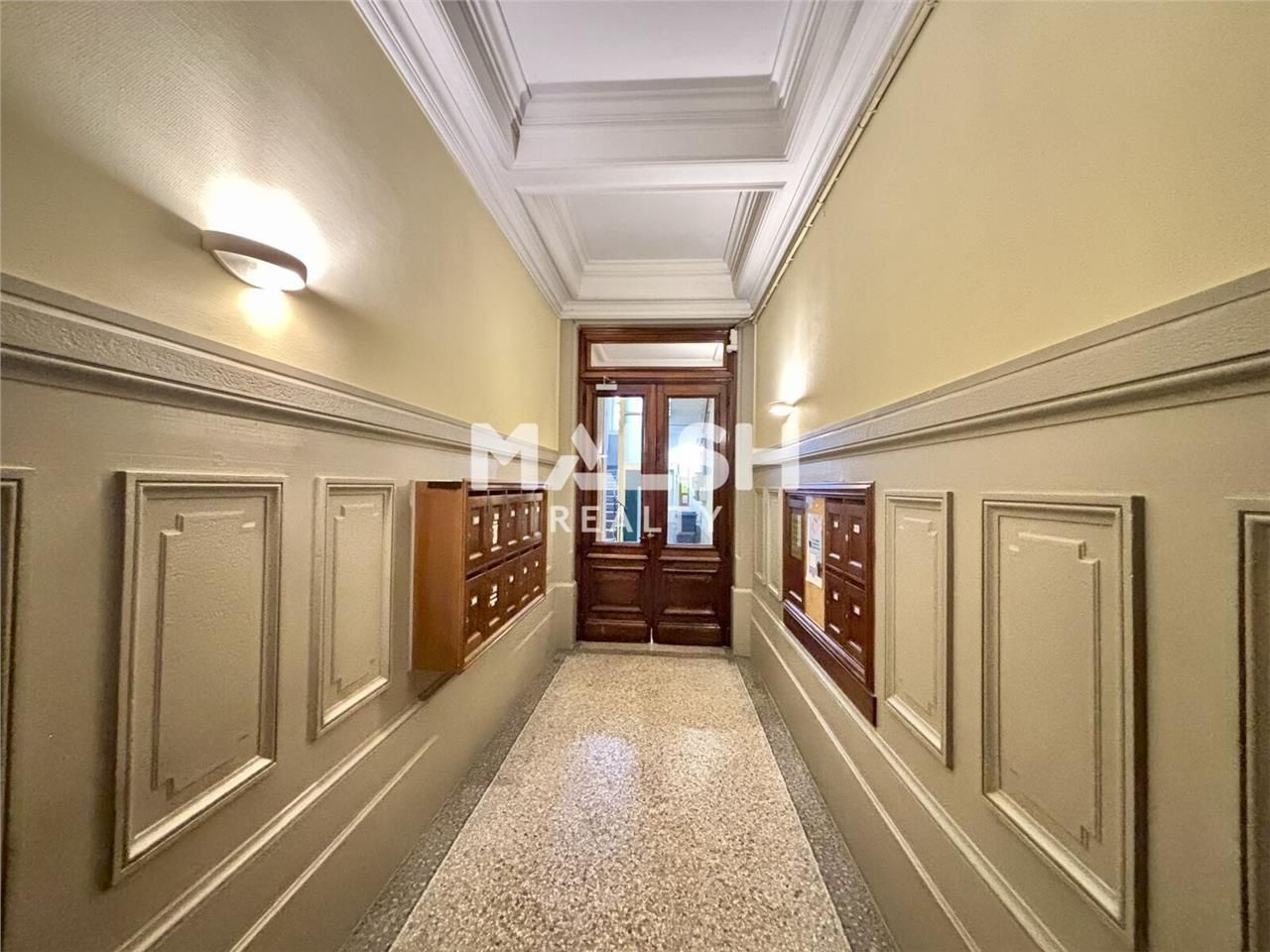 Nous vous proposons à la location un magnifique e