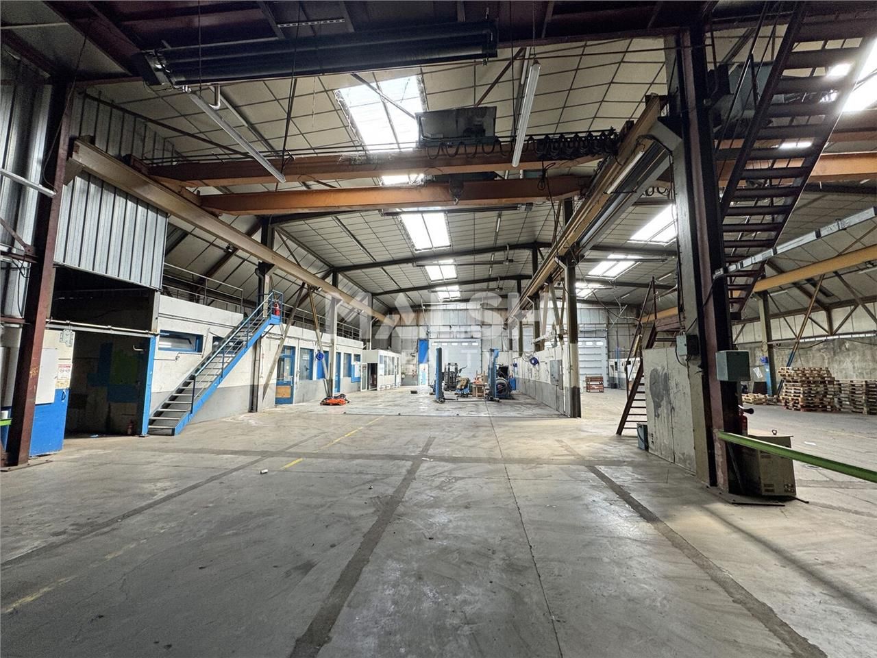 Nous vous proposons en plein coeur de la Zone de 