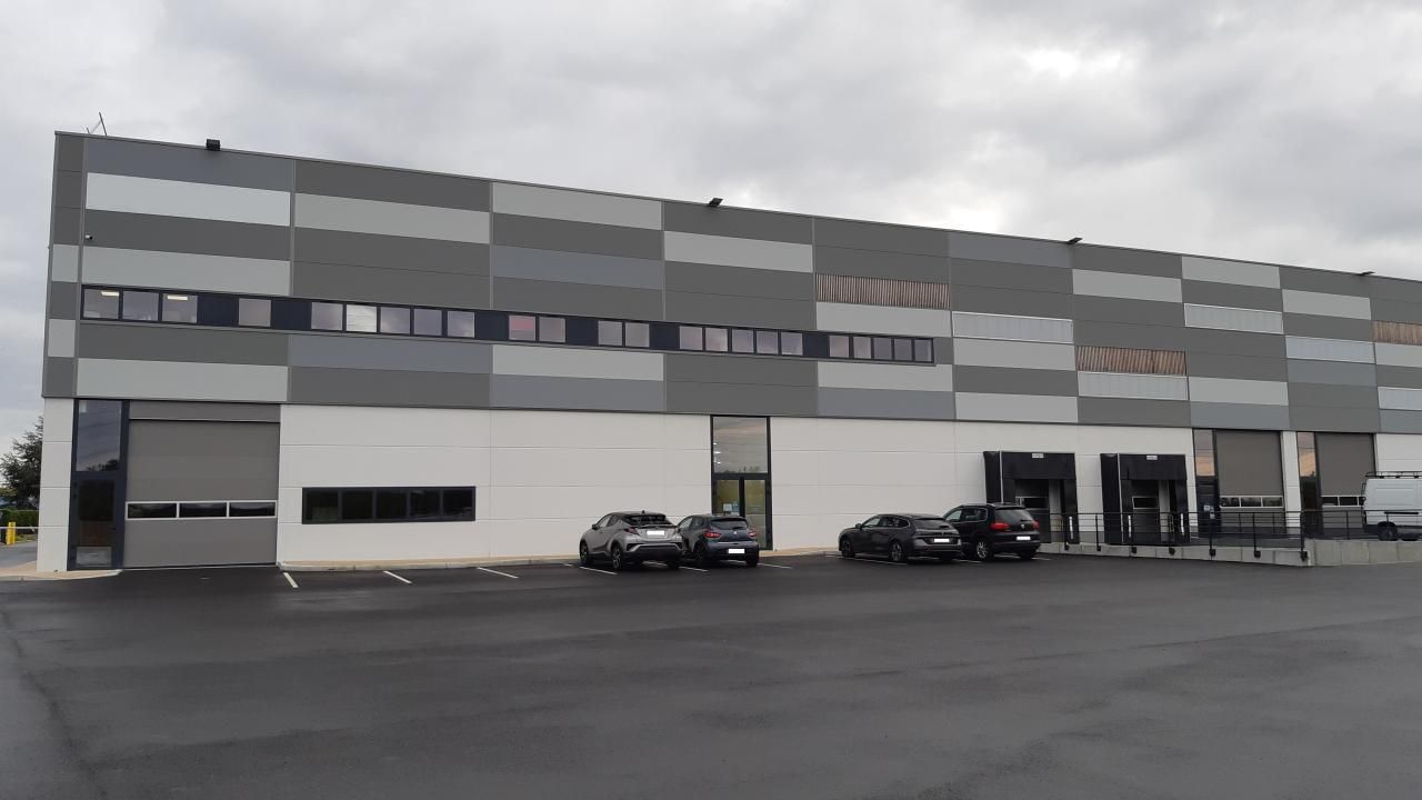 Location Activité 2887 m² non divisibles 95000 Neuville-sur-oise