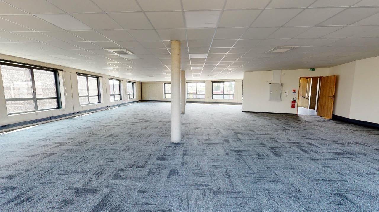 217.7 m² pour ce bureaux en location à Le petit-quevilly