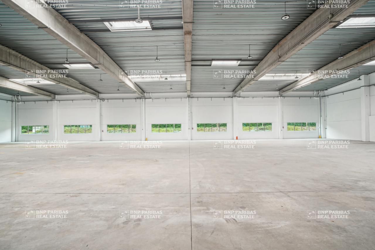 Location PME-PMI 1332 m² non divisibles 91380 Chilly-mazarin