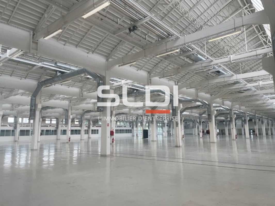 Nous vous proposons un local d'activité au sein d