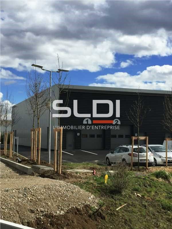 Nous vous proposons une surface d'activité de 226