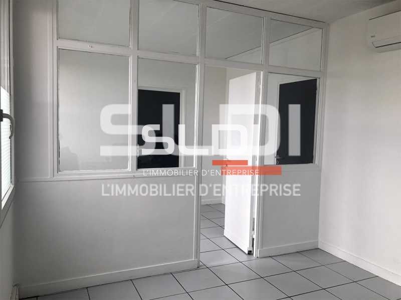 Nous vous proposons à la location plusieurs surfa