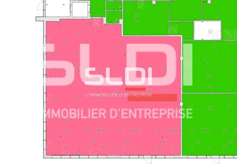 Location locaux commerciaux 673 m² divisibles à partir de 96 m²