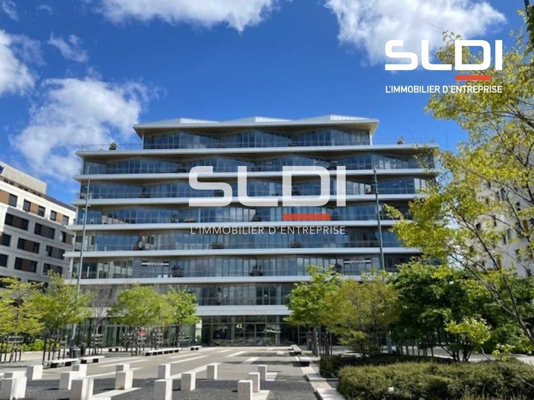 Nous vous proposons des surfaces de bureaux à ven