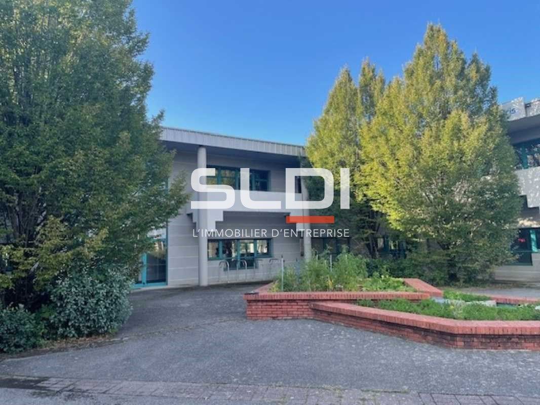 Au coeur du parc du Chêne à Bron, nous vous propo