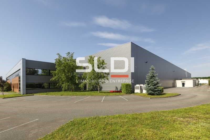 Découvrez ce magnigique bâtiment d'activités et d