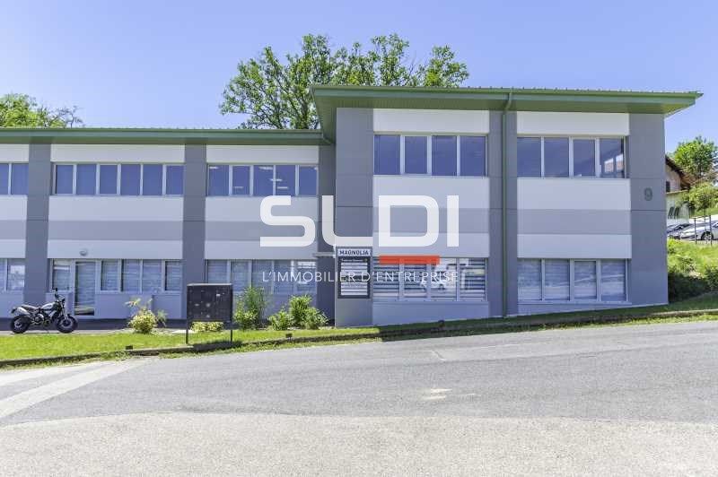 Nous vous proposons à la vente des bureaux  dans 