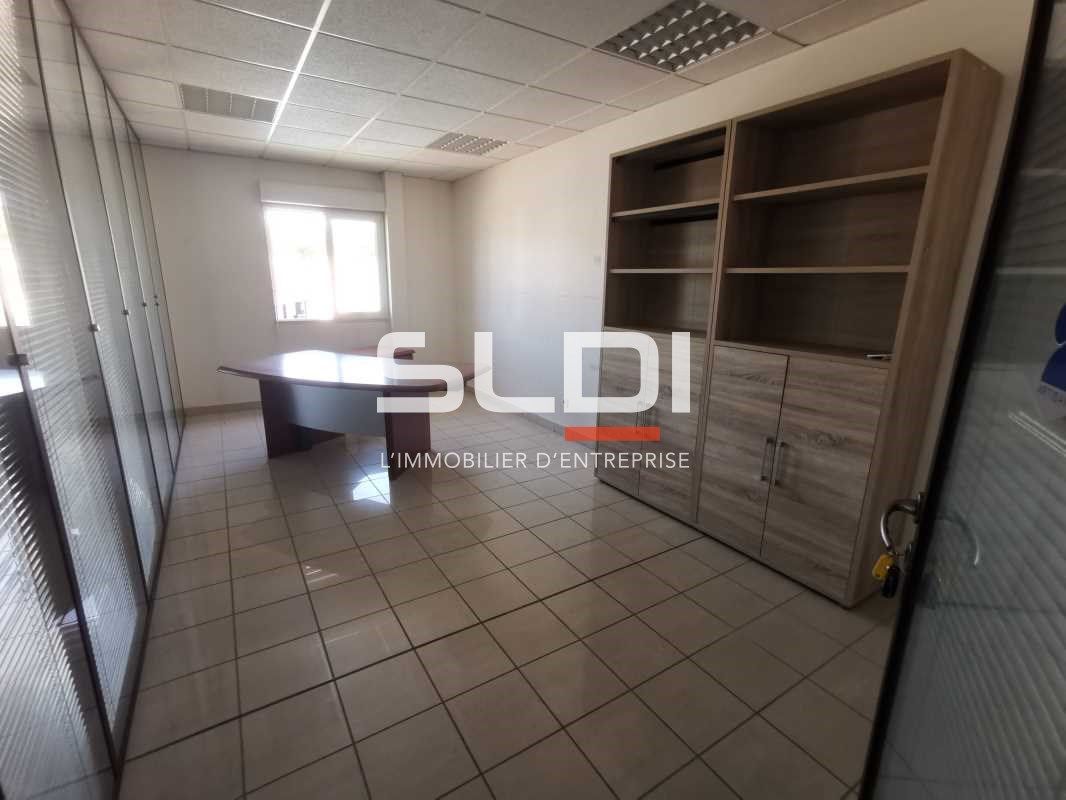 La SLDI vous propose un ensemble de bureaux répar