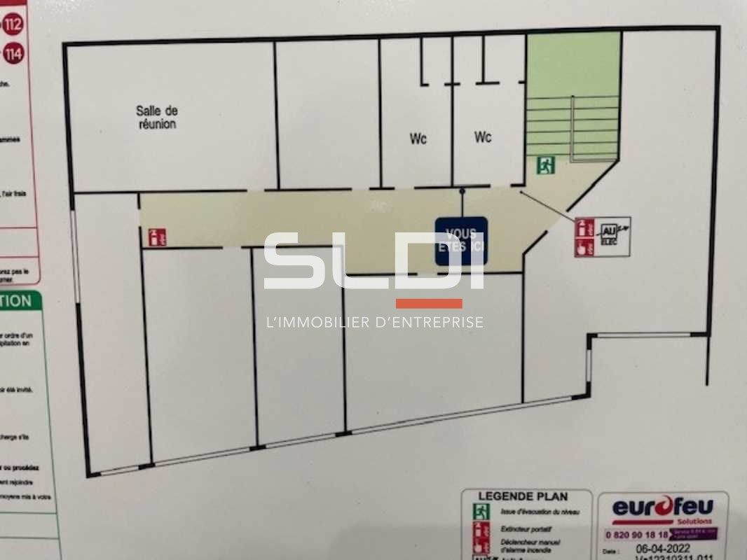 Location entrepots 8653 m² non divisibles