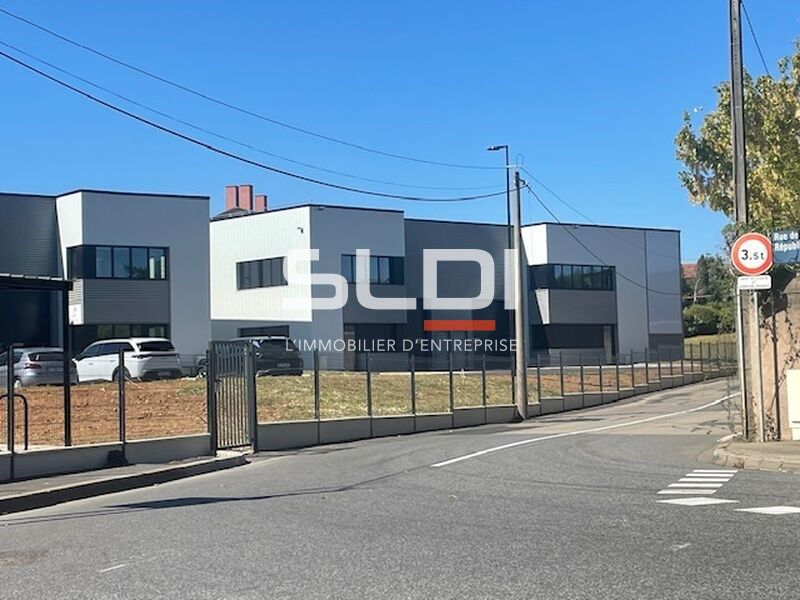 Nous vous proposons à la vente des lots d'activ